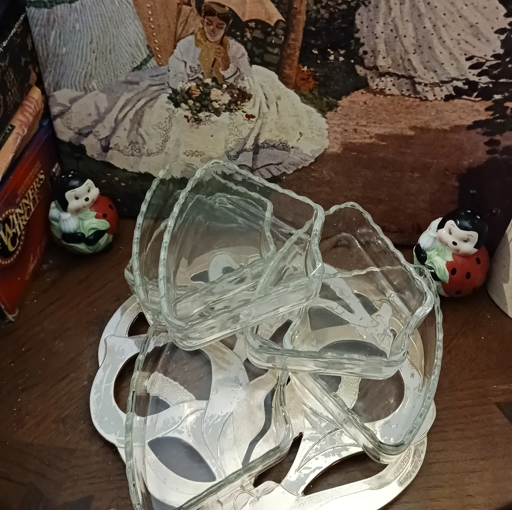 🇺🇲U.S.A. Vintage 1960 Westwood Serving 🍱🍤 Dish 6 Fluted Edge Glass,Rotating! - Picture 15 of 16